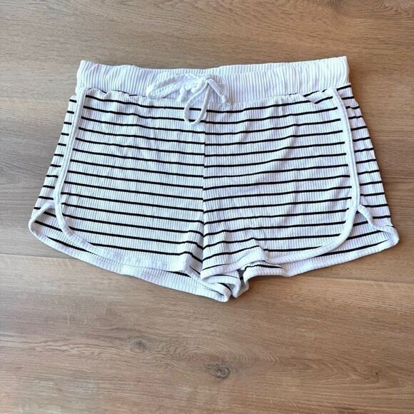 NEW Anthropologie Maronie Ribbed White Black Ribbed Casual Short - Picture 2 of 5
